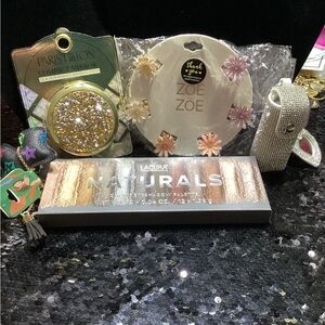 5PC Beauty Bag with Lacura Naturals Eyeshadow Palette and Accessories